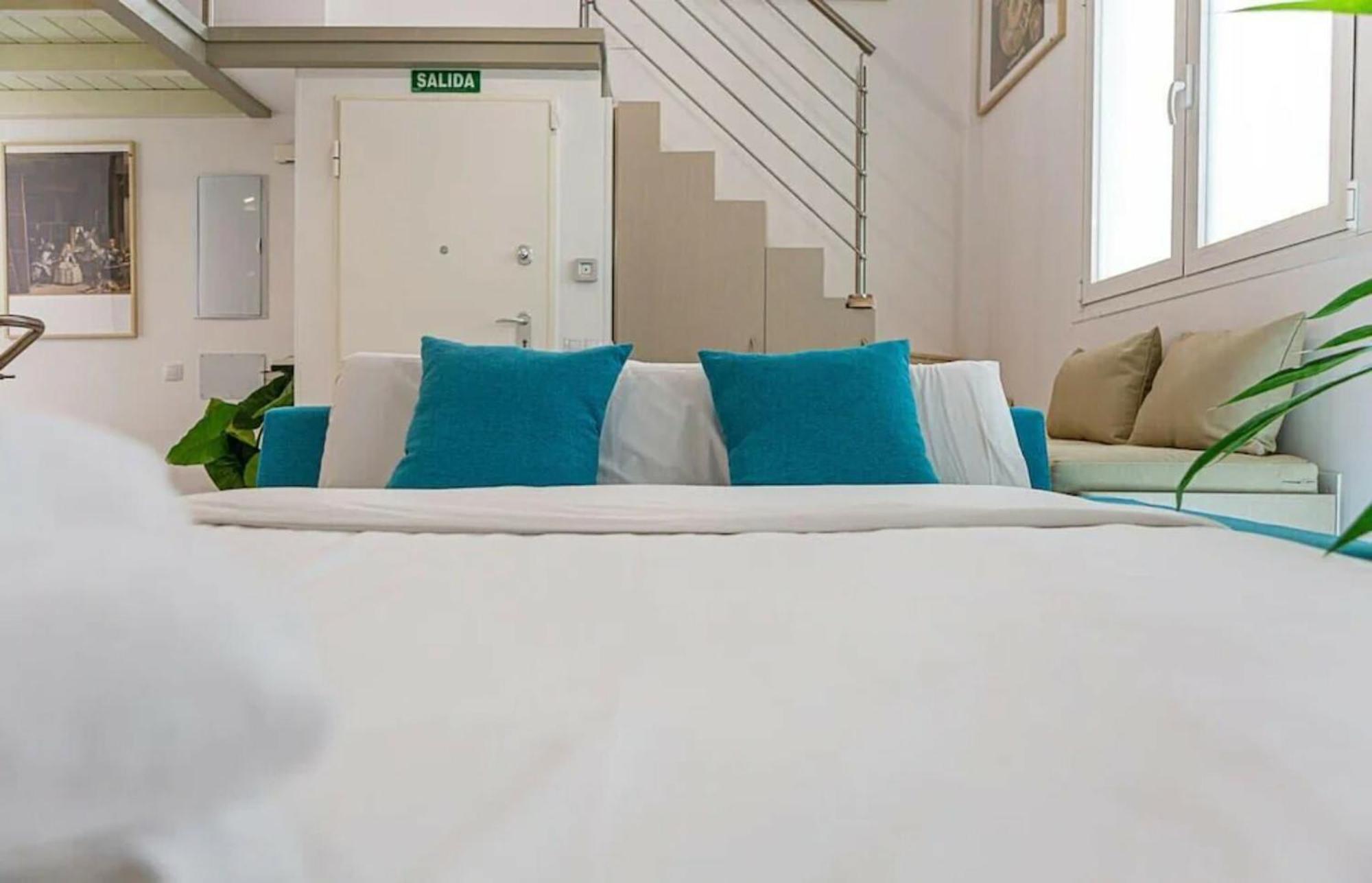 2Bedroom Duplex In Hortaleza Near Metro Madrid Exterior photo